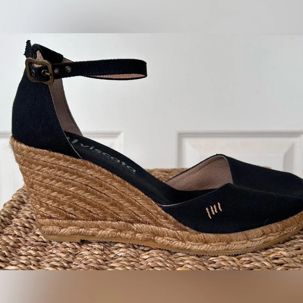 Viscata Brand Women’s Espadrille Wedges Closed Toe Adjustable Buckle Size‎ EU 41